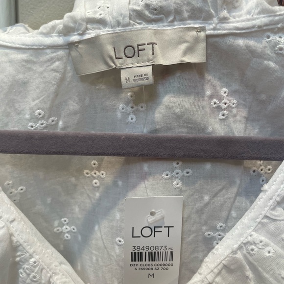 NWT LOFT Clip White Eyelet Ruffle short puff sleeve Blouse-Sz M - Picture 4 of 7